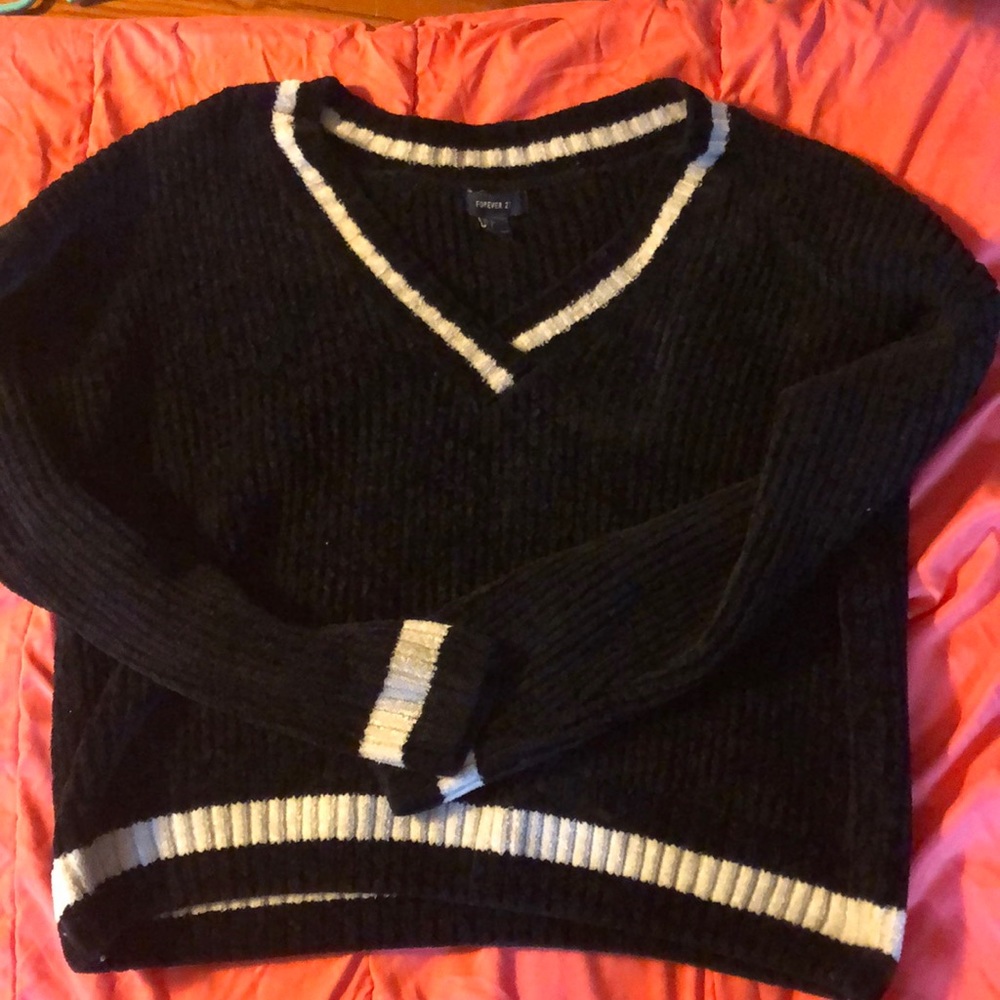 Black and white sweater.